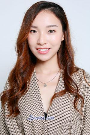 182096 - Lai Age: 26 - China