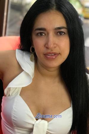 204173 - Diana Age: 40 - Colombia