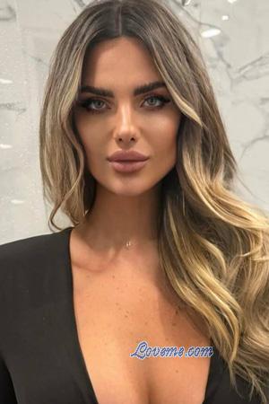 228592 - Viktoriia Age: 31 - Ukraine