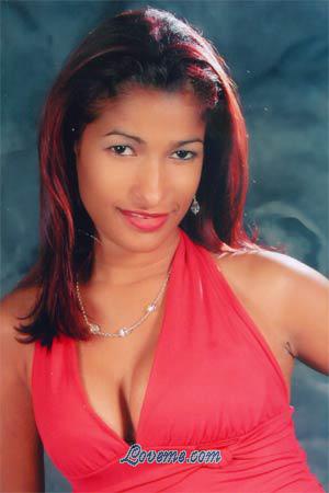 70883 - Liliana Age: 26 - Colombia